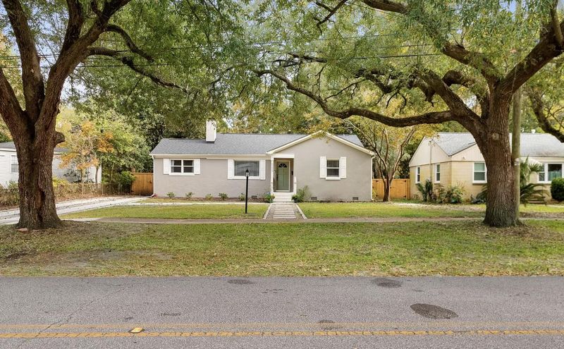 5234 Parkside Dr, North Charleston, SC 29405