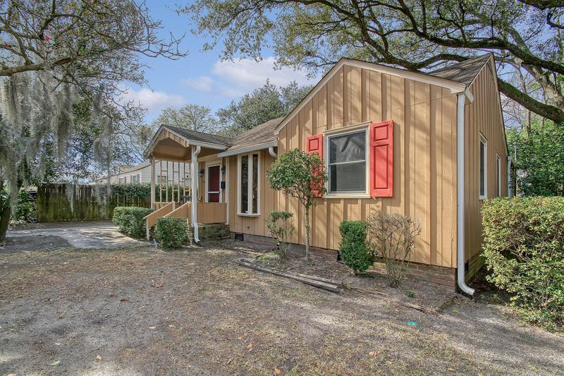 4749 Chesterfield Rd, North Charleston, SC 29405