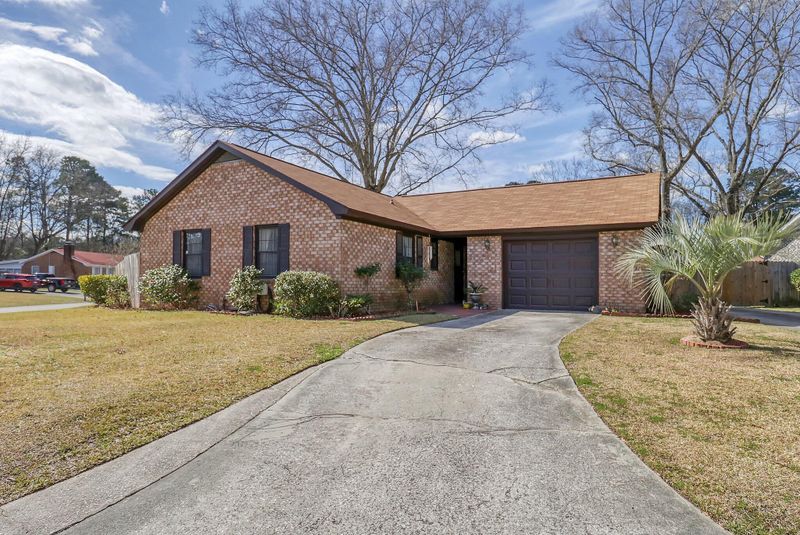 59 Princeton Rd, Goose Creek, SC 29445