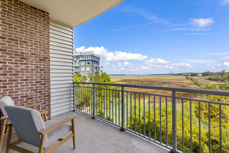 155 Wingo Way #436, Mount Pleasant, SC 29464