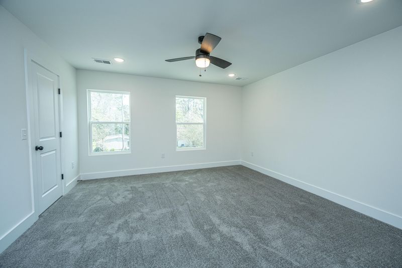 4241 Barnwell Ave, North Charleston, SC 29405