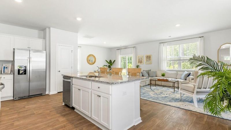 214 Maple Hill Dr, Moncks Corner, SC 29461