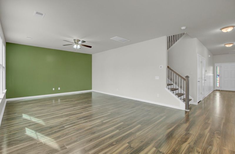 1347 Hermitage Ln, Ladson, SC 29456