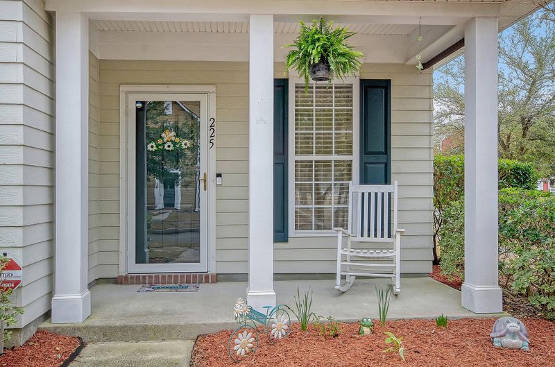 225 Trillium Ave, Summerville, SC 29483
