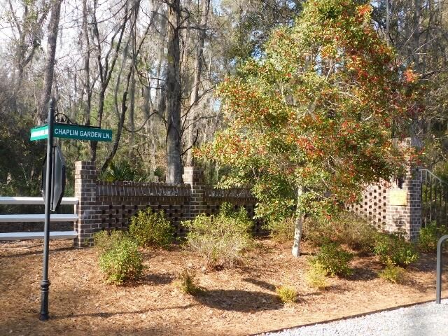 7774 Chaplin Garden Ln, Edisto Island, SC 29438