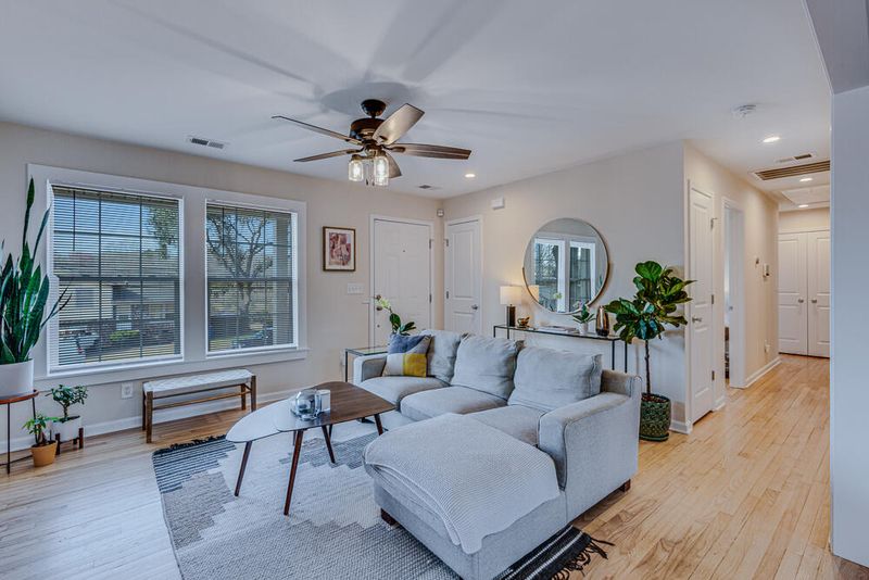 7644 Peppercorn Ln, North Charleston, SC 29420