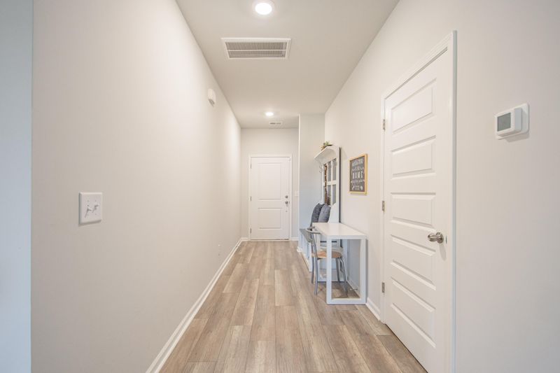 553 Spanish Wells Rd, Summerville, SC 29486