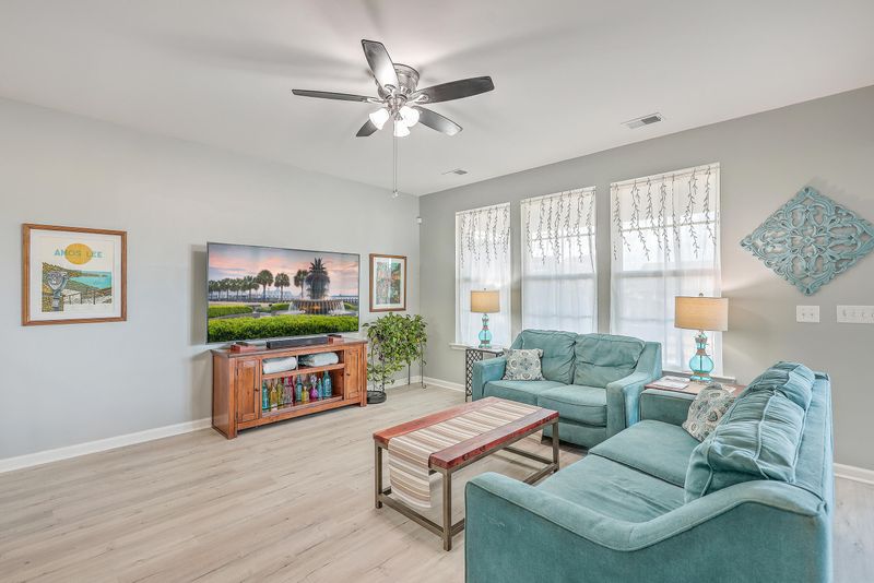 138 Oyama Rd, Summerville, SC 29486