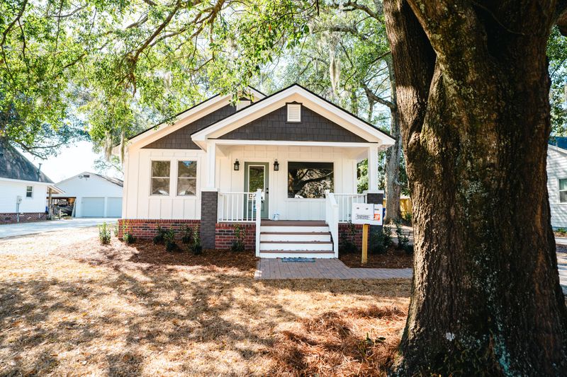 2171 Medway Rd, Charleston, SC 29412