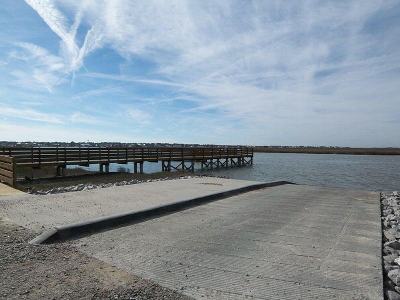 8428 Palmetto Rd, Edisto Island, SC 29438