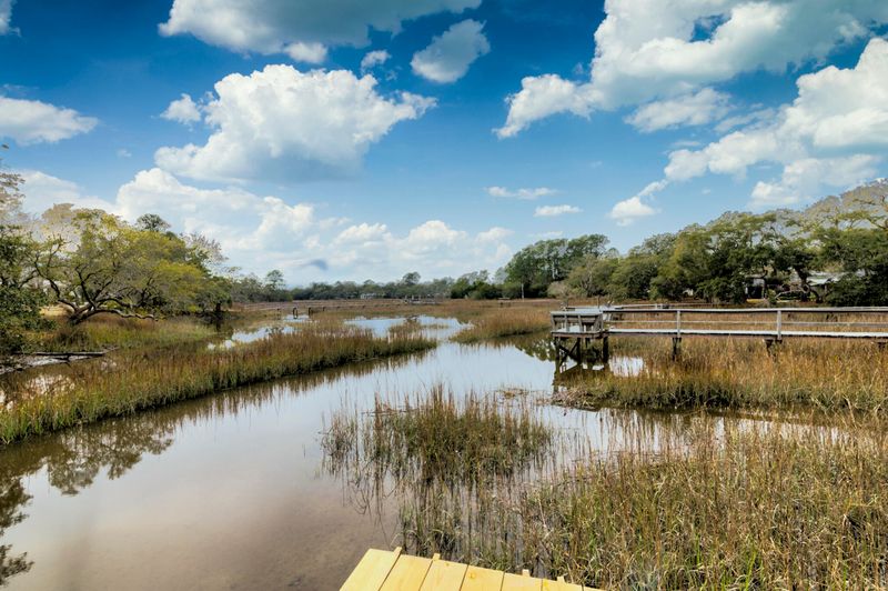 134 Chadwick Dr, Charleston, SC 29407