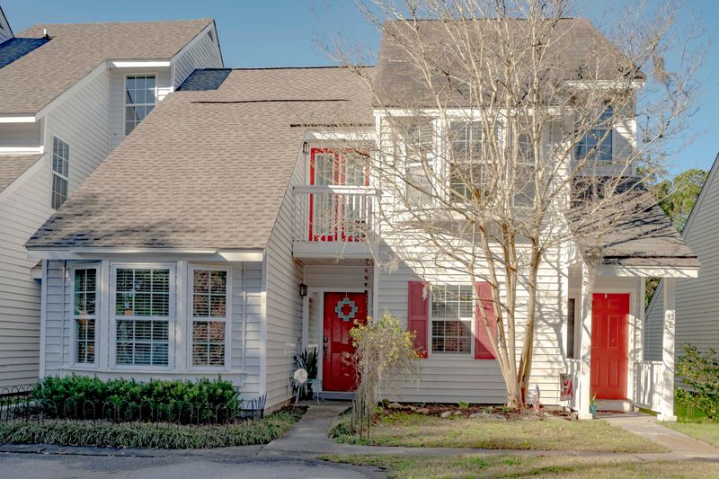 13 Townpark Ln #D, Charleston, SC 29412