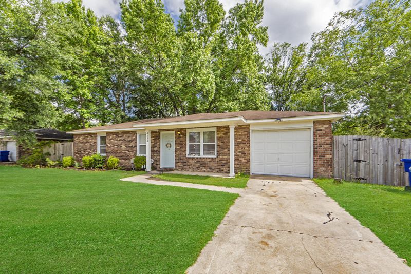 4442 Kindlewood Dr, Ladson, SC 29456
