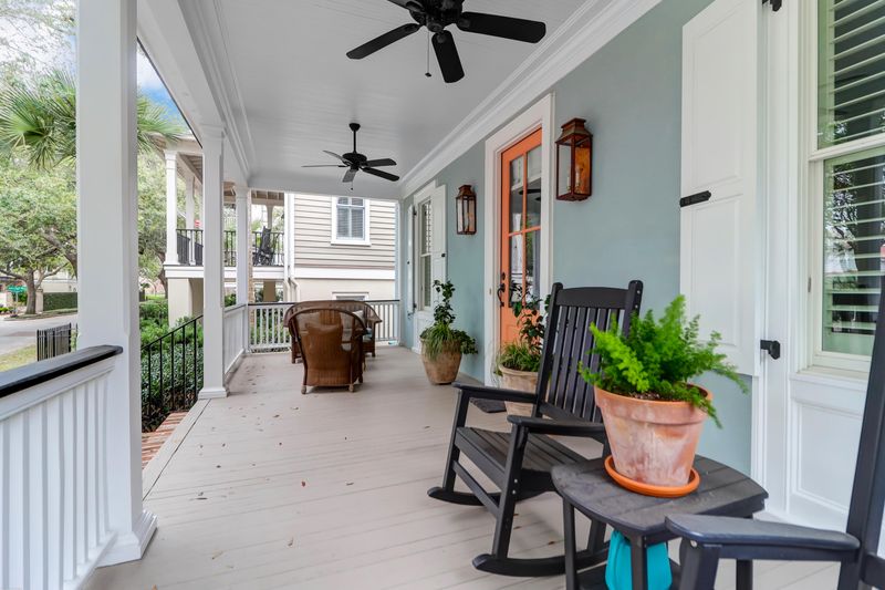 130 W Shipyard Rd, Mount Pleasant, SC 29464