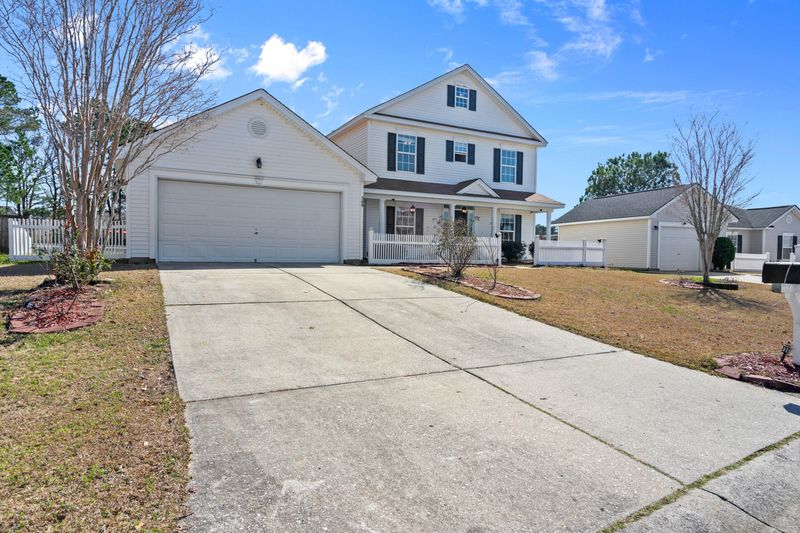 309 Seneca River Dr, Summerville, SC 29485