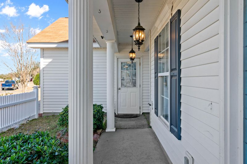 309 Seneca River Dr, Summerville, SC 29485