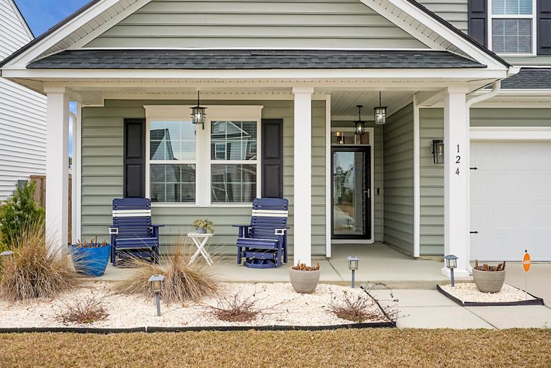 124 Stagecoach Ave, Summerville, SC 29486