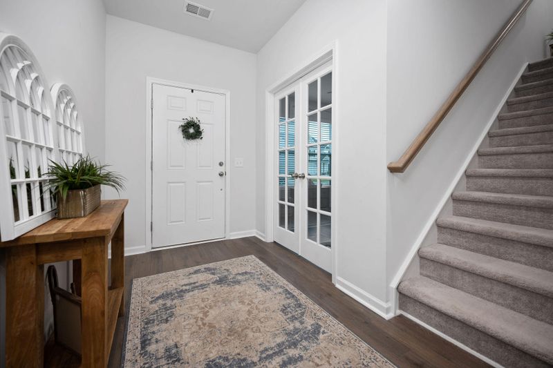 208 Honey Horn Dr, Summerville, SC 29486