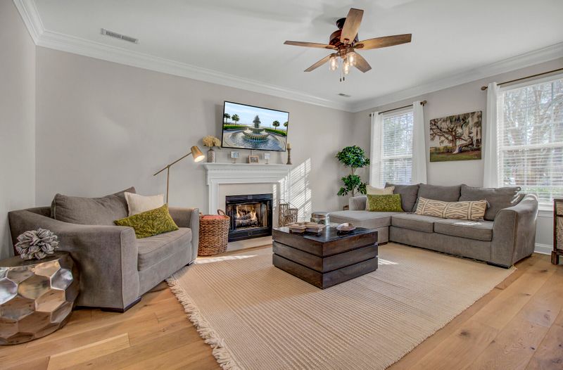 312 Simmons Ave, Summerville, SC 29483