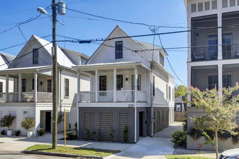 209 Line St, Charleston, SC 29403