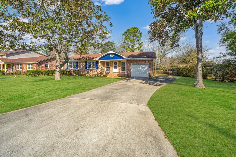 208 Jennie St, Goose Creek, SC 29445