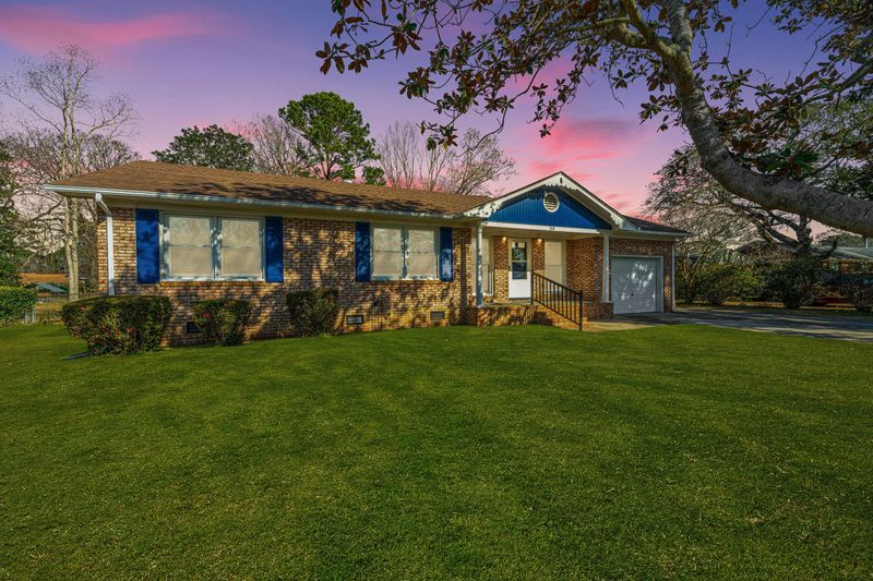 208 Jennie St, Goose Creek, SC 29445