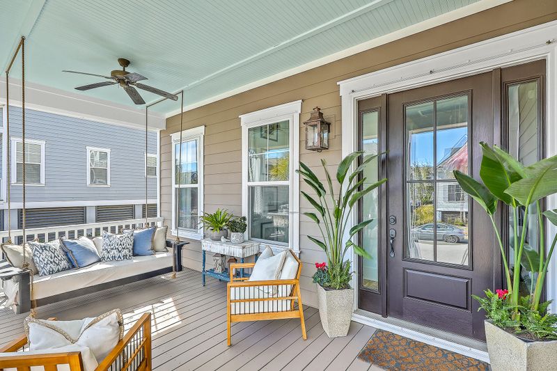 1541 Red Tide Rd, Mount Pleasant, SC 29466