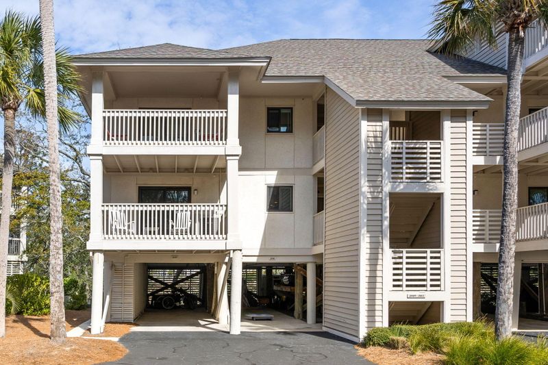 2009 Long Bend Dr, Seabrook Island, SC 29455