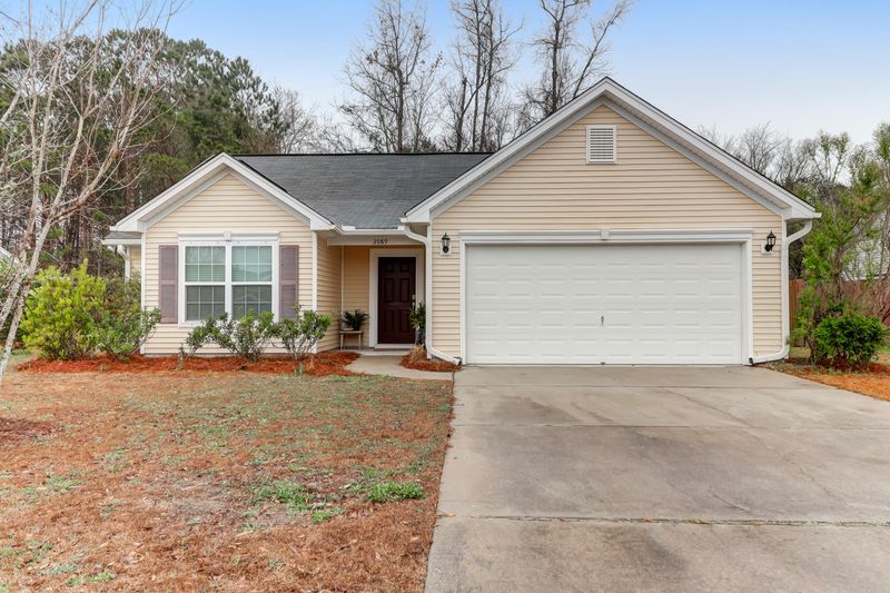 2089 Chilhowee Dr, Johns Island, SC 29455
