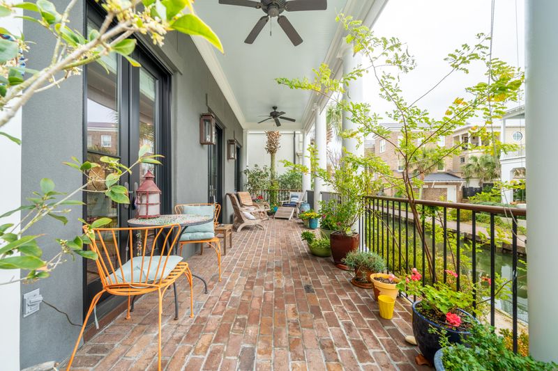 63 Krier Ln, Mount Pleasant, SC 29464