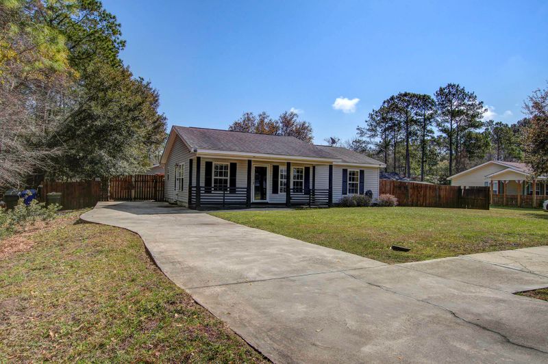 1112 Exodus Way, Johns Island, SC 29455