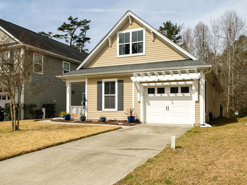 289 Chemistry Cir, Ladson, SC 29456
