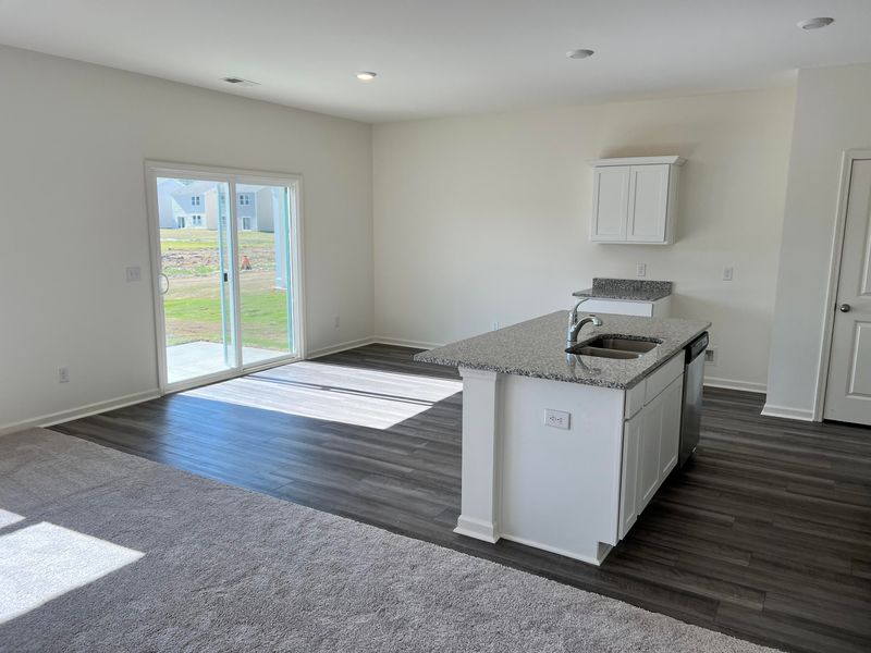 504 Pender Woods Dr, Summerville, SC 29486