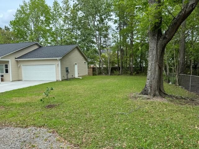 8948 Selah St, North Charleston, SC 29406