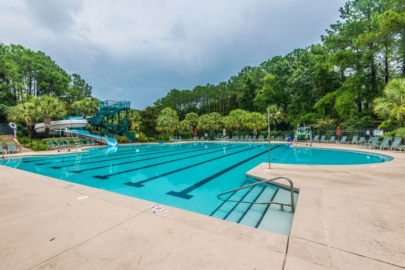 2995 Treadwell St, Mount Pleasant, SC 29466