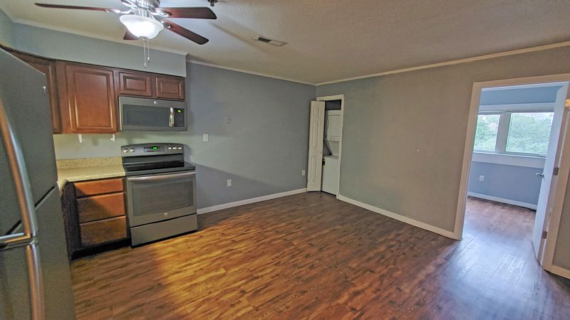 40 Bee St #409, Charleston, SC 29403