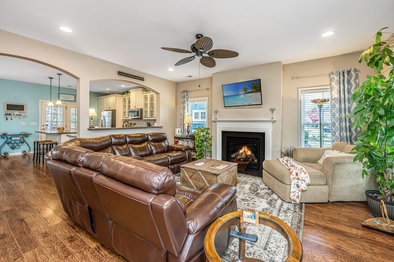 1666 Sparkleberry Ln, Johns Island, SC 29455