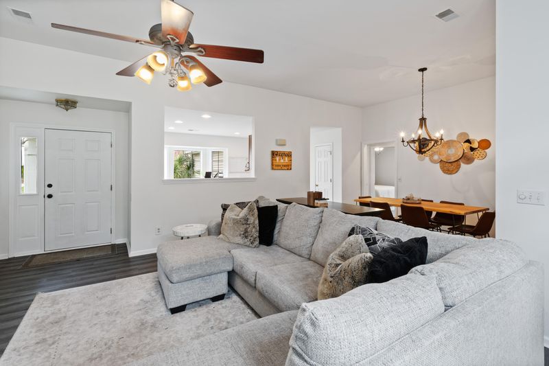 2668 Palmetto Hall Blvd, Mount Pleasant, SC 29466