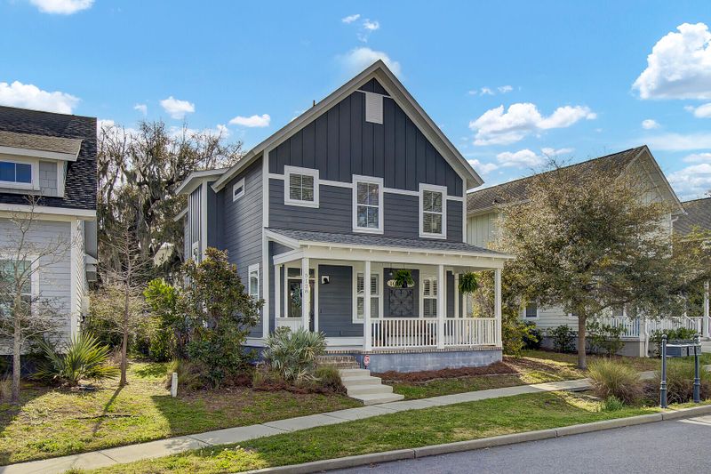 5128 Celtic Dr, North Charleston, SC 29405