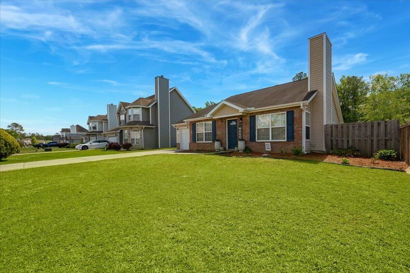 202 Westbrooke Rd, Summerville, SC 29486