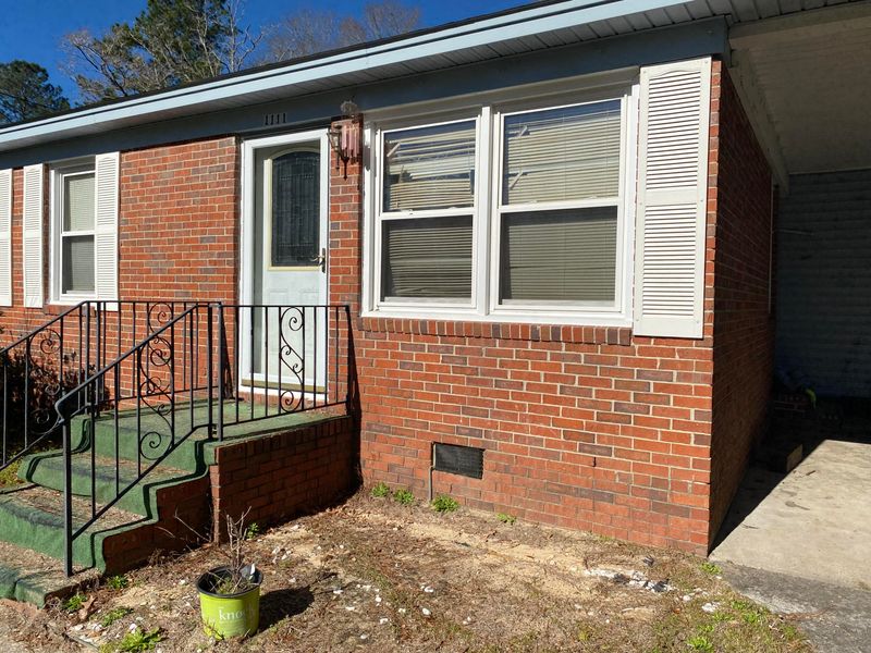 1111 Graham St, Saint Stephen, SC 29479