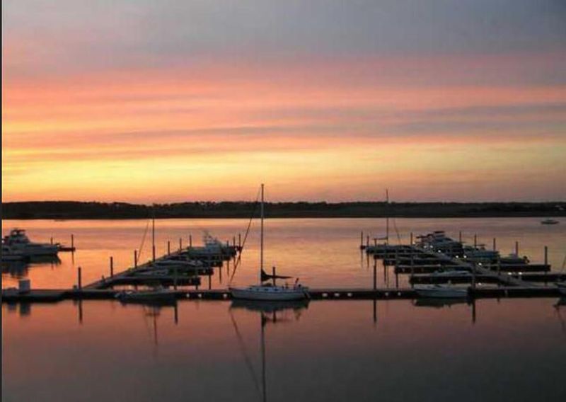 67 W 10th St #D-28, Folly Beach, SC 29439