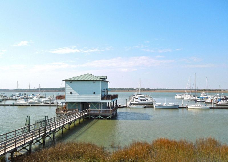 67 W 10th St #D-28, Folly Beach, SC 29439