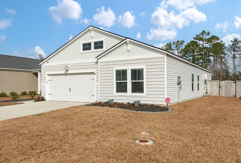 489 Spanish Wells Rd, Summerville, SC 29486
