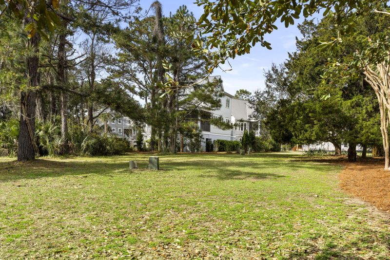 3061 Seabrook Village Dr, Seabrook Island, SC 29455