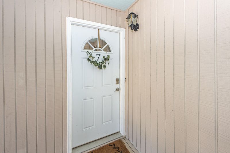 91 Ashley Hall Plantation Rd #7, Charleston, SC 29407