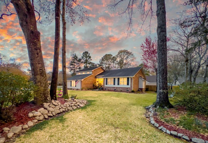 103 Newcastle Ct, Summerville, SC 29485