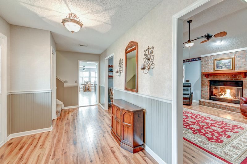 103 Newcastle Ct, Summerville, SC 29485