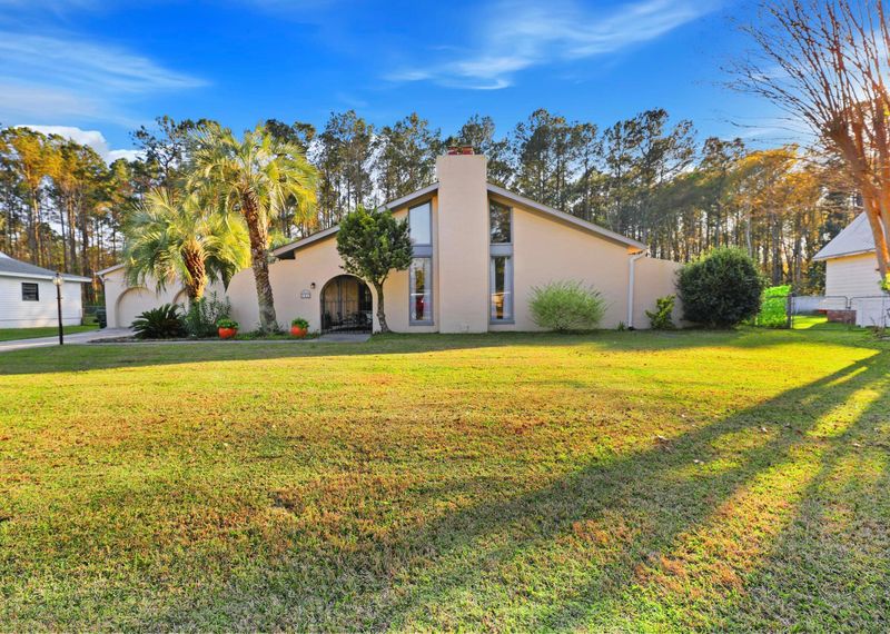 121 Land O Pines Cir, Moncks Corner, SC 29461