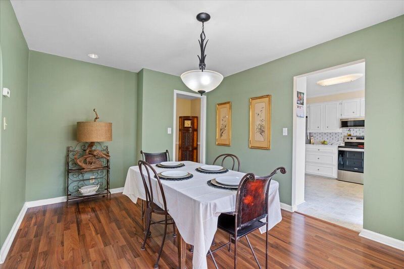 121 Land O Pines Cir, Moncks Corner, SC 29461